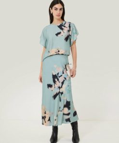 Hannahclow.shopeca47e07d7 5