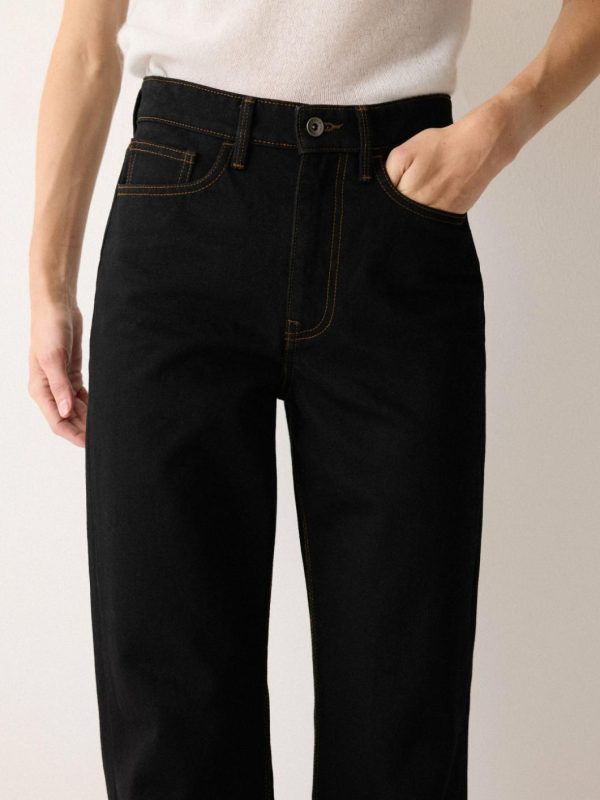 Hannahclow.shopf484296156 2