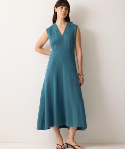 Hannahclow.shopf5908138b5 2