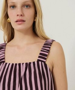 Hannahclow.shopf69633532e 2