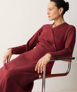 Hannahclow.shopf91f7b56e6 3