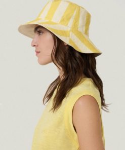 Hannahclow.shopfabfb473d3 1